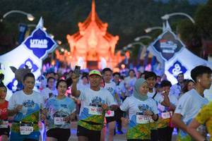 BIB: 020, 358, 288, 1357
                            <button type="button" onclick="openModal(22466590)" class="btn btn-primary btn-sm float-right btn-popup" data-toggle="modal" data-target=".modal-high-quality">
                        <i class="fas fa-shopping-cart"></i> Add to Cart
                    </button>
                                            <button type="button" onclick="isThisMe(22466590, true)" class="btn btn-success btn-sm float-right btn-popup btn-isme hidden" data-toggle="tooltip" data-placement="bottom" title="นี่คือรูปของคุณใช่ไหม คลิกที่นี่เพื่อเอาเข้าอัลบั้ม">
                        <i class="fas fa-plus"></i> Add to album
                    </button>
                    <button type="button" onclick="isThisMe(22466590, false)" class="btn btn-warning btn-sm float-right btn-popup btn-isnotme hidden">
                        <i class="fas fa-ban"></i> Remove from album
                    </button>